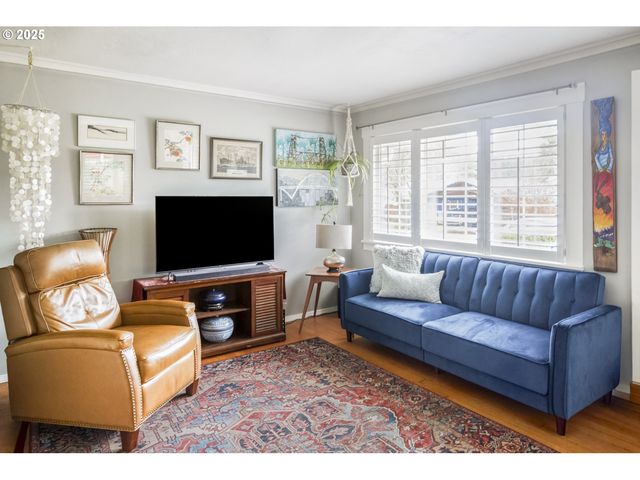 6125 Se 138TH Pl, Portland, OR 97236