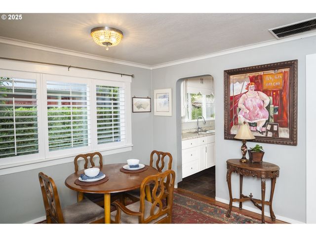 6125 Se 138TH Pl, Portland, OR 97236