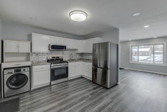 2059 216th Street, Sauk Village, IL 60411