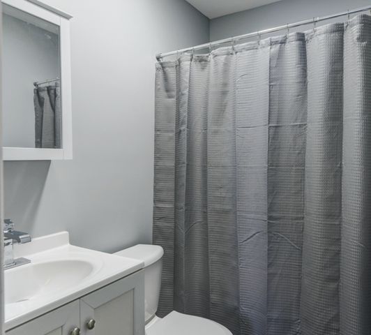 2059 216th Street, Sauk Village, IL 60411