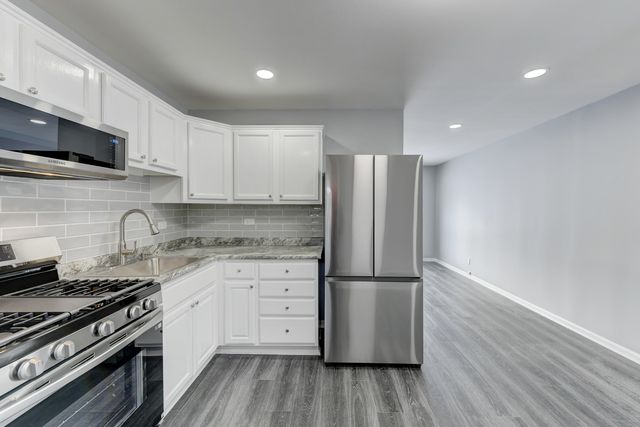 2059 216th Street, Sauk Village, IL 60411