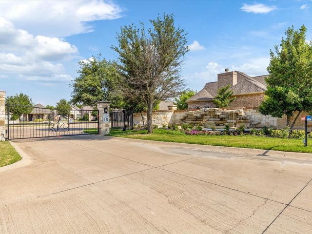 4920 Centre Court, Granbury, TX 76049