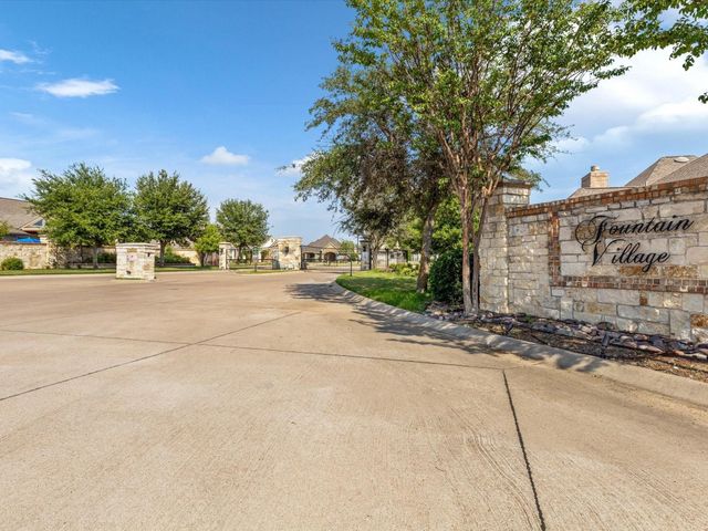 4920 Centre Court, Granbury, TX 76049