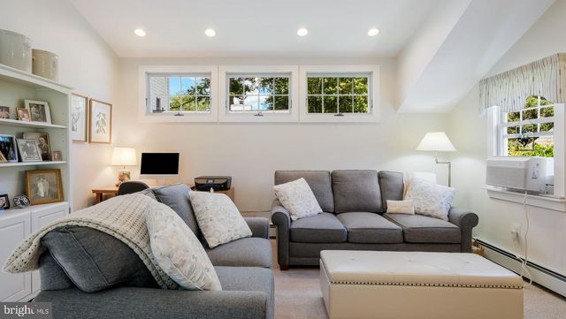 113 IRON HILL RD, Doylestown, PA 18901
