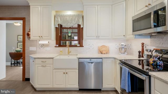 113 IRON HILL RD, Doylestown, PA 18901