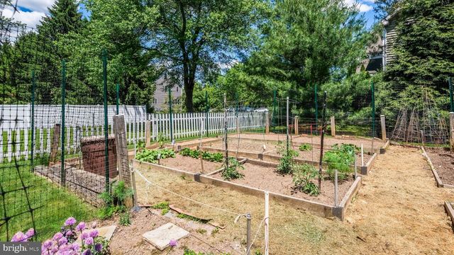 113 IRON HILL RD, Doylestown, PA 18901
