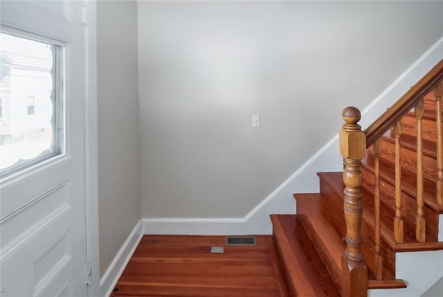 1 Conrad Court, Newport, RI 02840