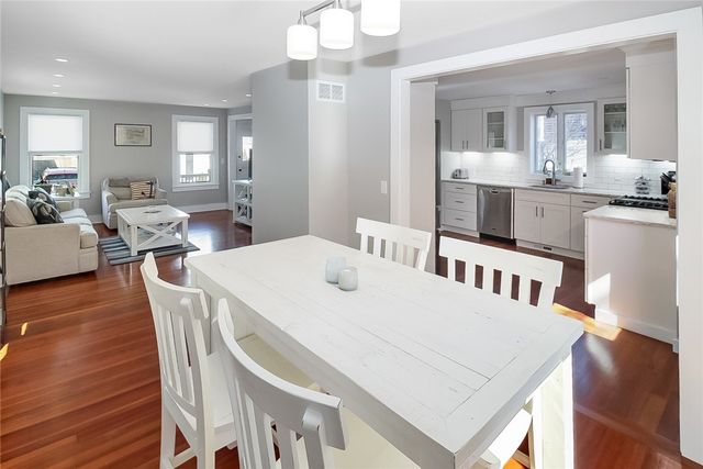 1 Conrad Court, Newport, RI 02840