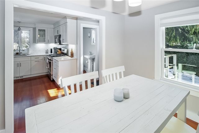 1 Conrad Court, Newport, RI 02840