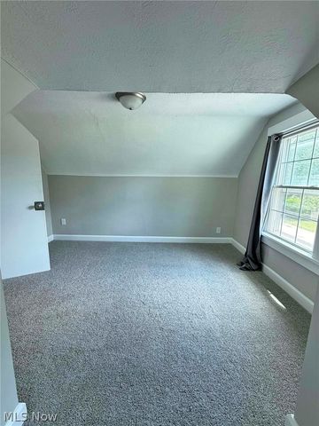 1521 24th Street NE, Canton, OH 44714