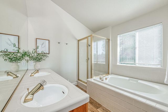 1855 E Frederick Avenue, Fresno, CA 93720