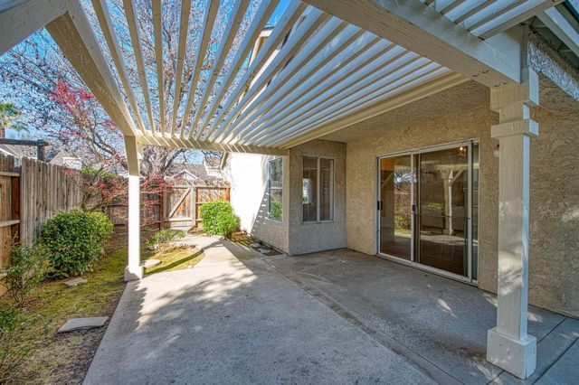 1855 E Frederick Avenue, Fresno, CA 93720