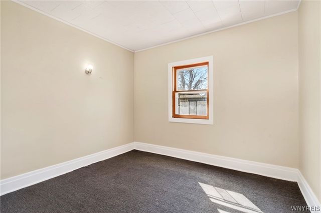 76 Vernon Place, Buffalo, NY 14214