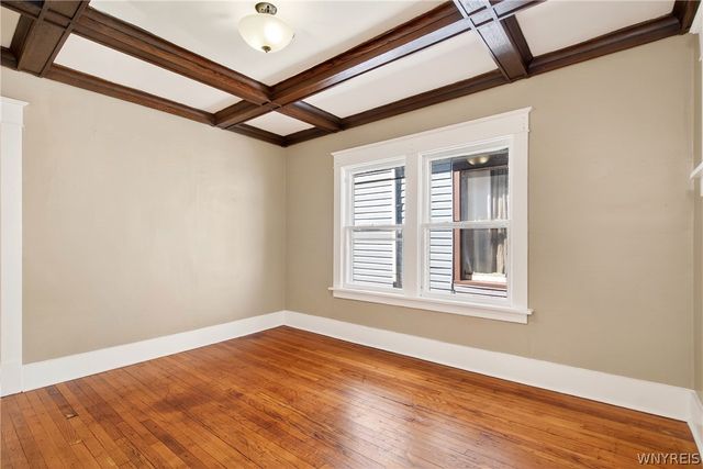 76 Vernon Place, Buffalo, NY 14214