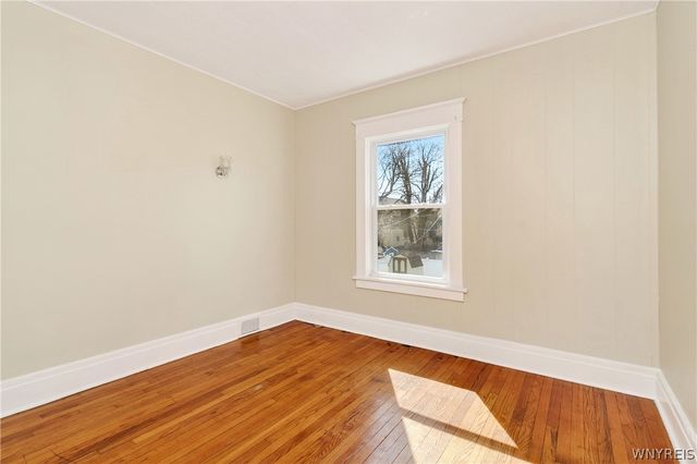 76 Vernon Place, Buffalo, NY 14214