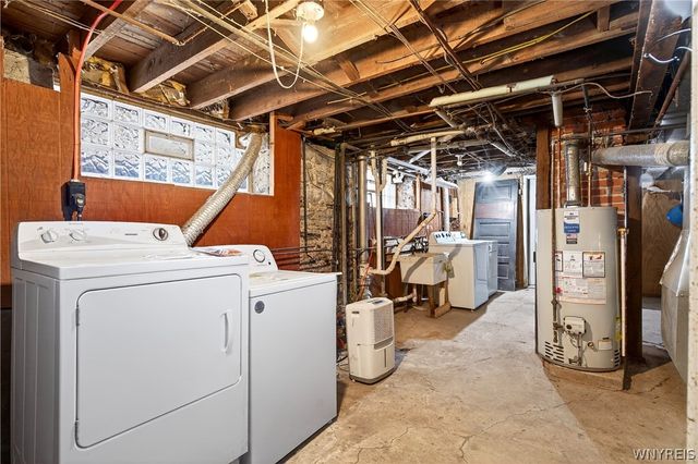 76 Vernon Place, Buffalo, NY 14214