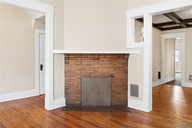 76 Vernon Place, Buffalo, NY 14214