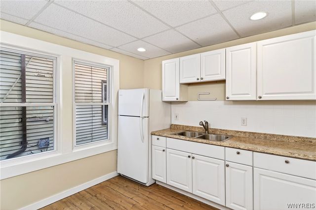 76 Vernon Place, Buffalo, NY 14214