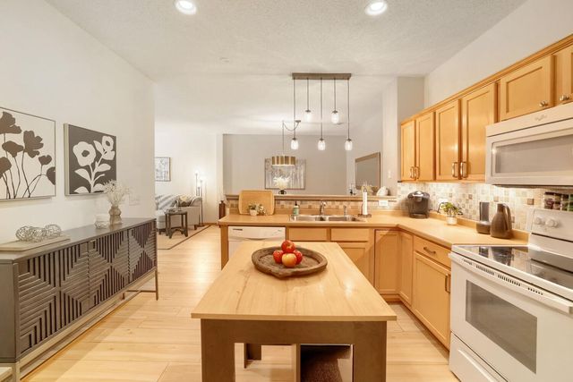 13457 Europa Court N 3, Hugo, MN 55038