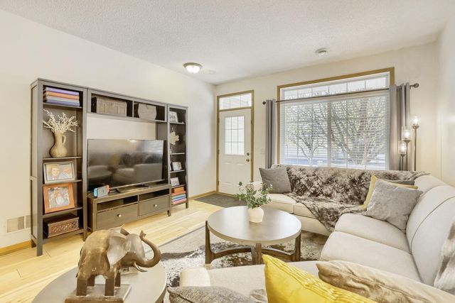 13457 Europa Court N 3, Hugo, MN 55038