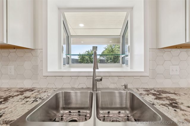 2817 W Oakland Street, Broken Arrow, OK 74012