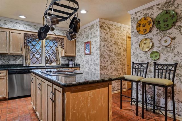 1248 Davinbrook Drive, Oklahoma City, OK 73118