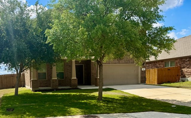 1805 Logan Trl, New Braunfels, TX 78130