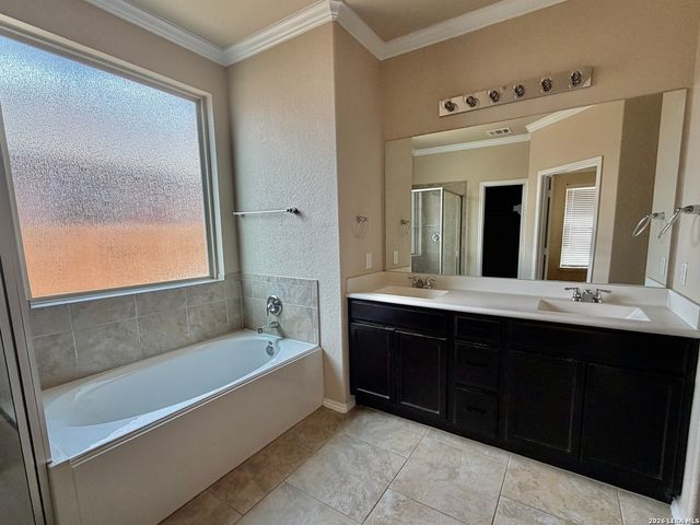 1805 Logan Trl, New Braunfels, TX 78130