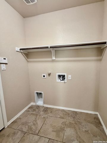 1805 Logan Trl, New Braunfels, TX 78130