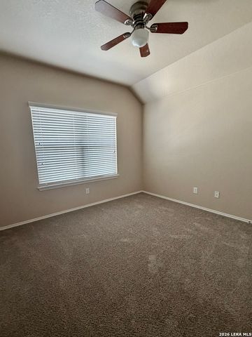 1805 Logan Trl, New Braunfels, TX 78130