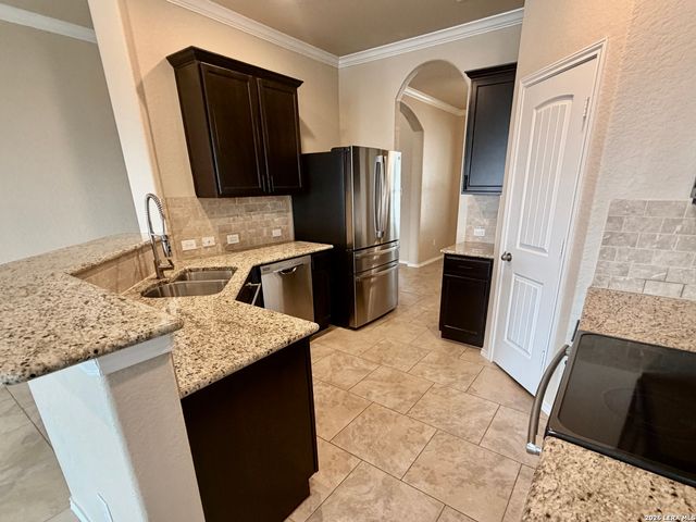 1805 Logan Trl, New Braunfels, TX 78130