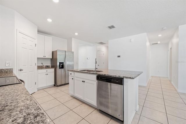 1028 KOBUK STREET, Haines City, FL 33844