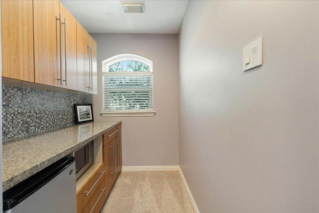 5103 Locust Street, Bellaire, TX 77401