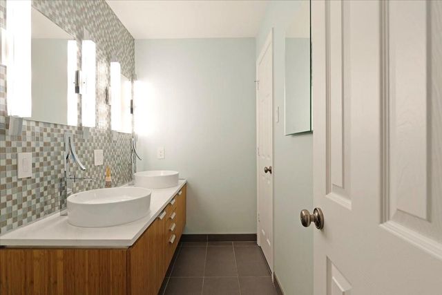 5103 Locust Street, Bellaire, TX 77401