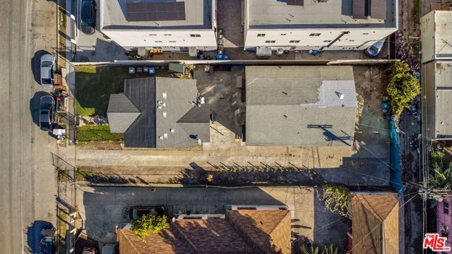 528 W 75th Street, Los Angeles, CA 90044