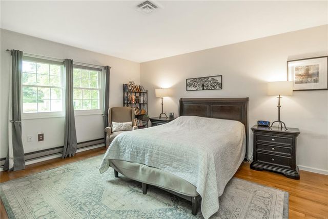 2042 Hilltop Road, Lower Saucon Twp, PA 18015