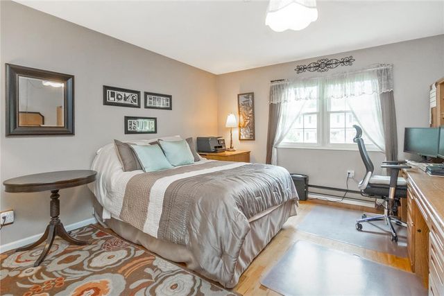 2042 Hilltop Road, Lower Saucon Twp, PA 18015