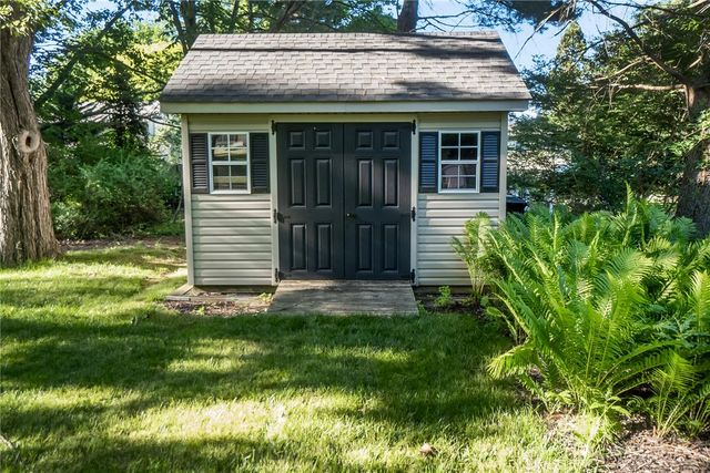 2042 Hilltop Road, Lower Saucon Twp, PA 18015