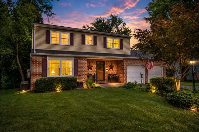 2042 Hilltop Road, Lower Saucon Twp, PA 18015