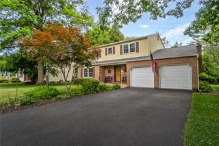 2042 Hilltop Road, Lower Saucon Twp, PA 18015