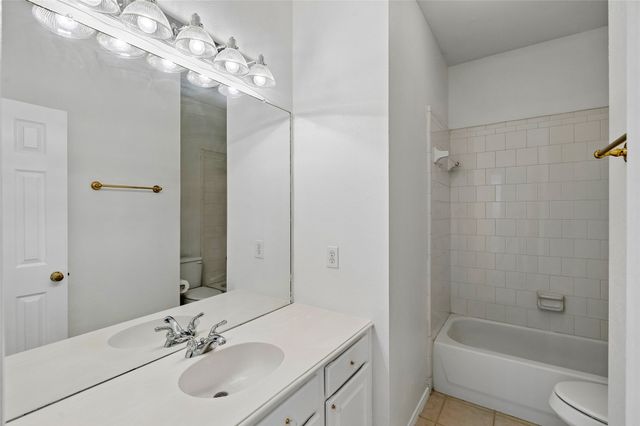 5787 Walnut Creek Drive, Fort Worth, TX 76137