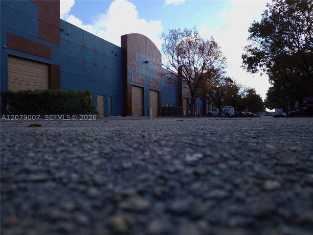 20200 NW 2nd Ave C2, Miami Gardens, FL 33169