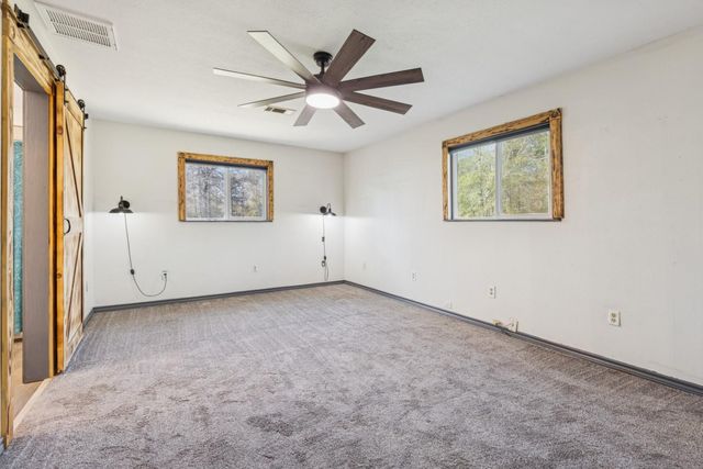 392 Robert E Lee Lane, Livingston, TX 77351