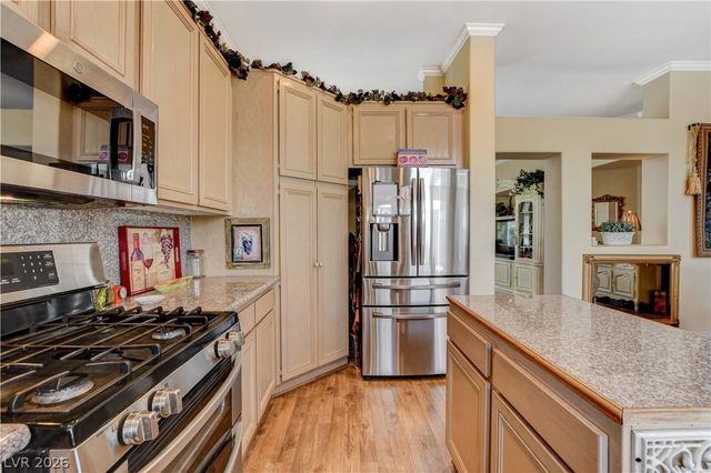 9224 Sunnyfield Drive, Las Vegas, NV 89134