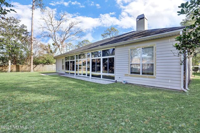 2004 WATER CREST Drive, Fleming Island, FL 32003