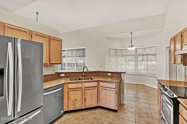 2004 WATER CREST Drive, Fleming Island, FL 32003