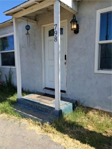798 W Virginia, San Bernardino, CA 92405