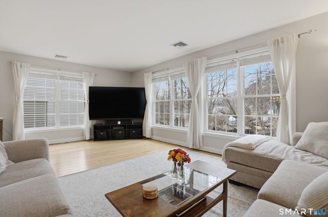 74 Perry Street 183, Putnam, CT 06260