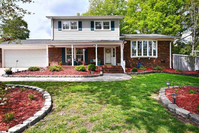 7 Confederate Circle, Taylors, SC 29687