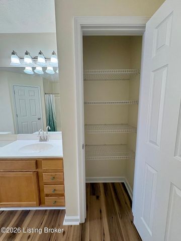 1123 Summit Dr, Shelbyville, KY 40065